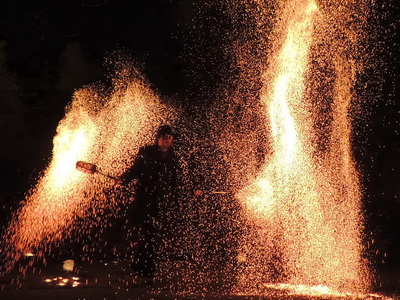 Feuershow Stuttgart, Funkenzauber